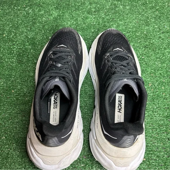 Hoka One One Womens Clifton Edge 1110511 BWHT Black Running